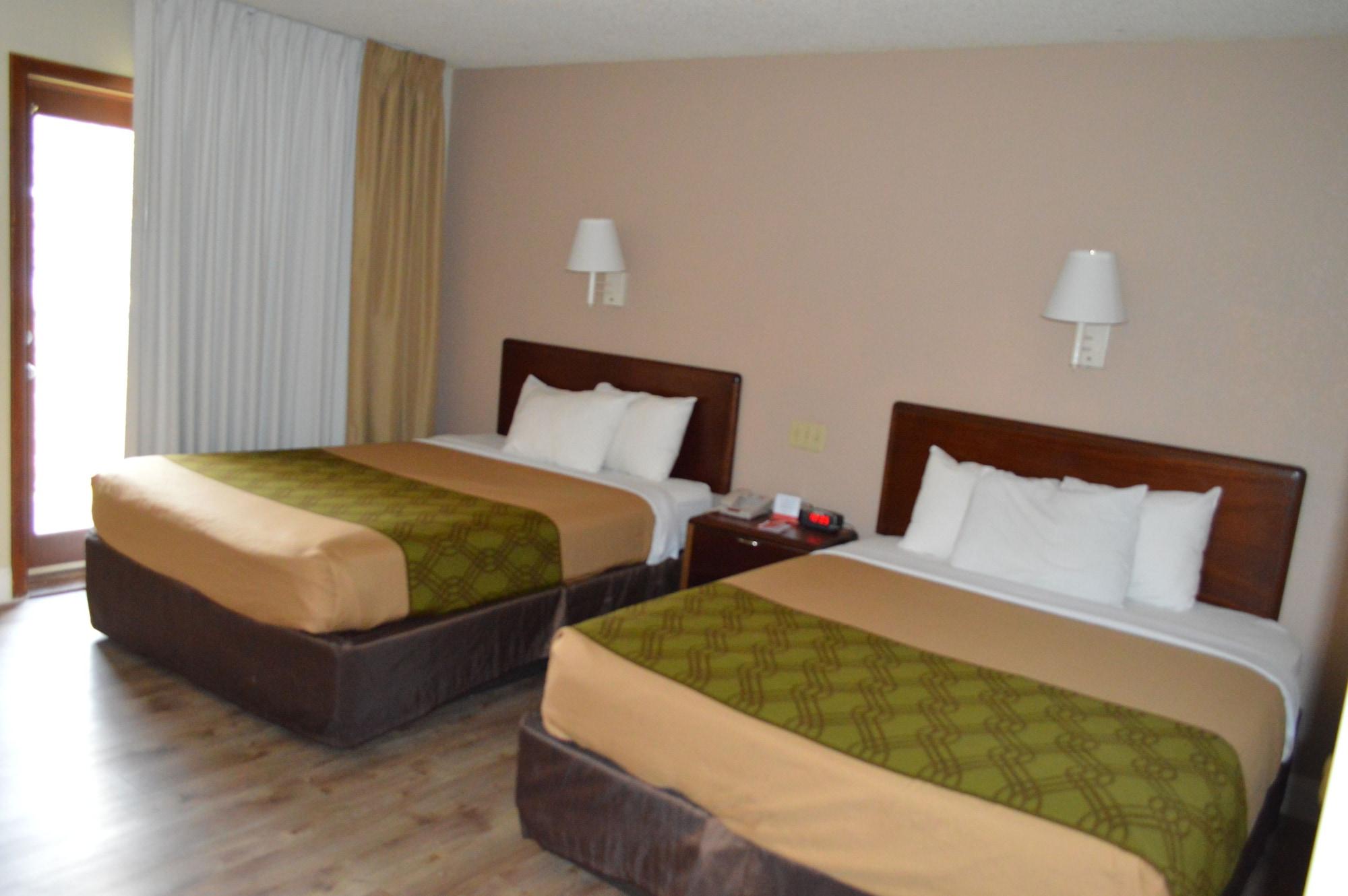 Econo Lodge Inn & Suites On The River Гатлінбург Екстер'єр фото